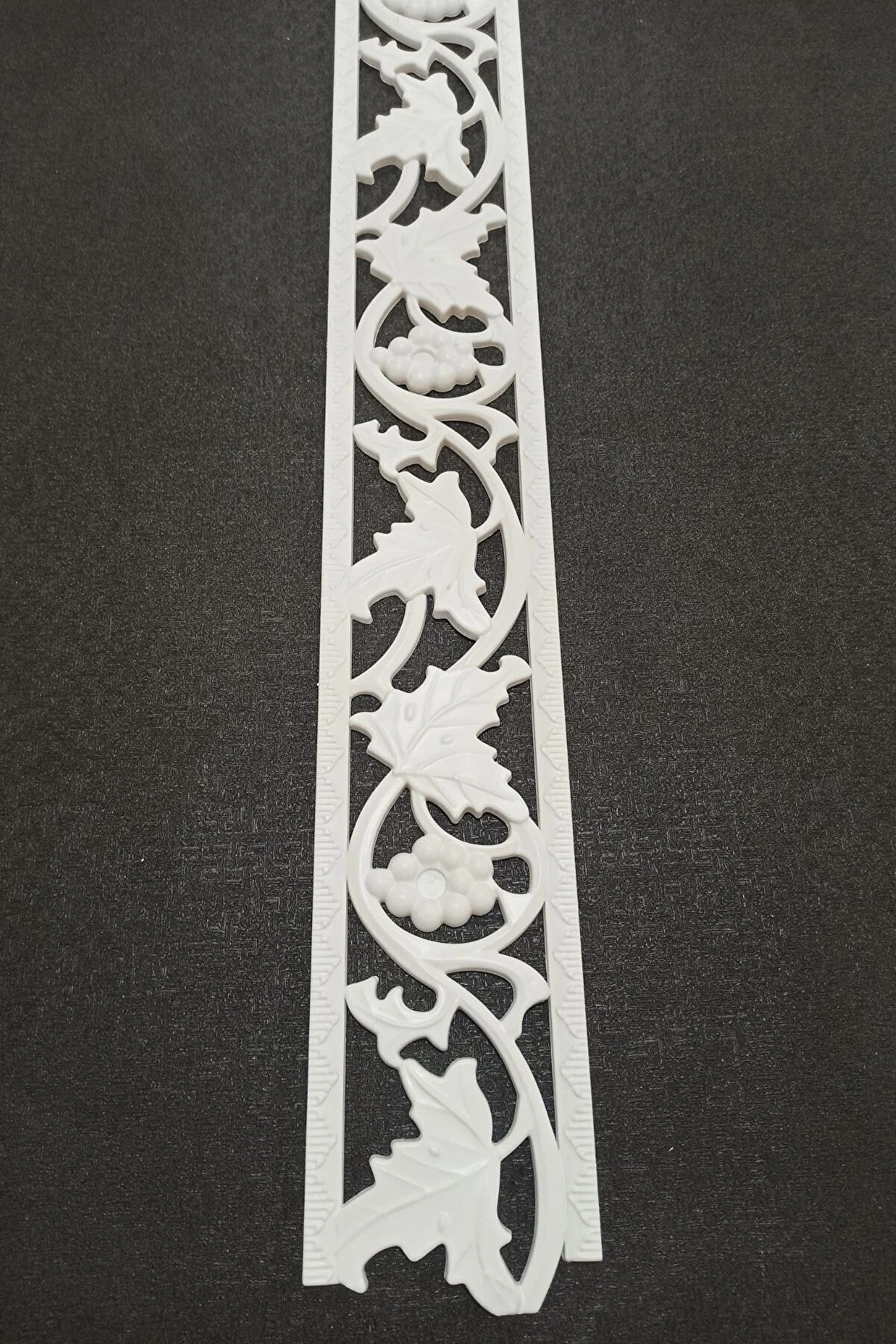 SNR  Duvar Ve Tavan Bordürü 10 Cm Eninde 100cm Uzunluğunda Dgk-14 DGK-14