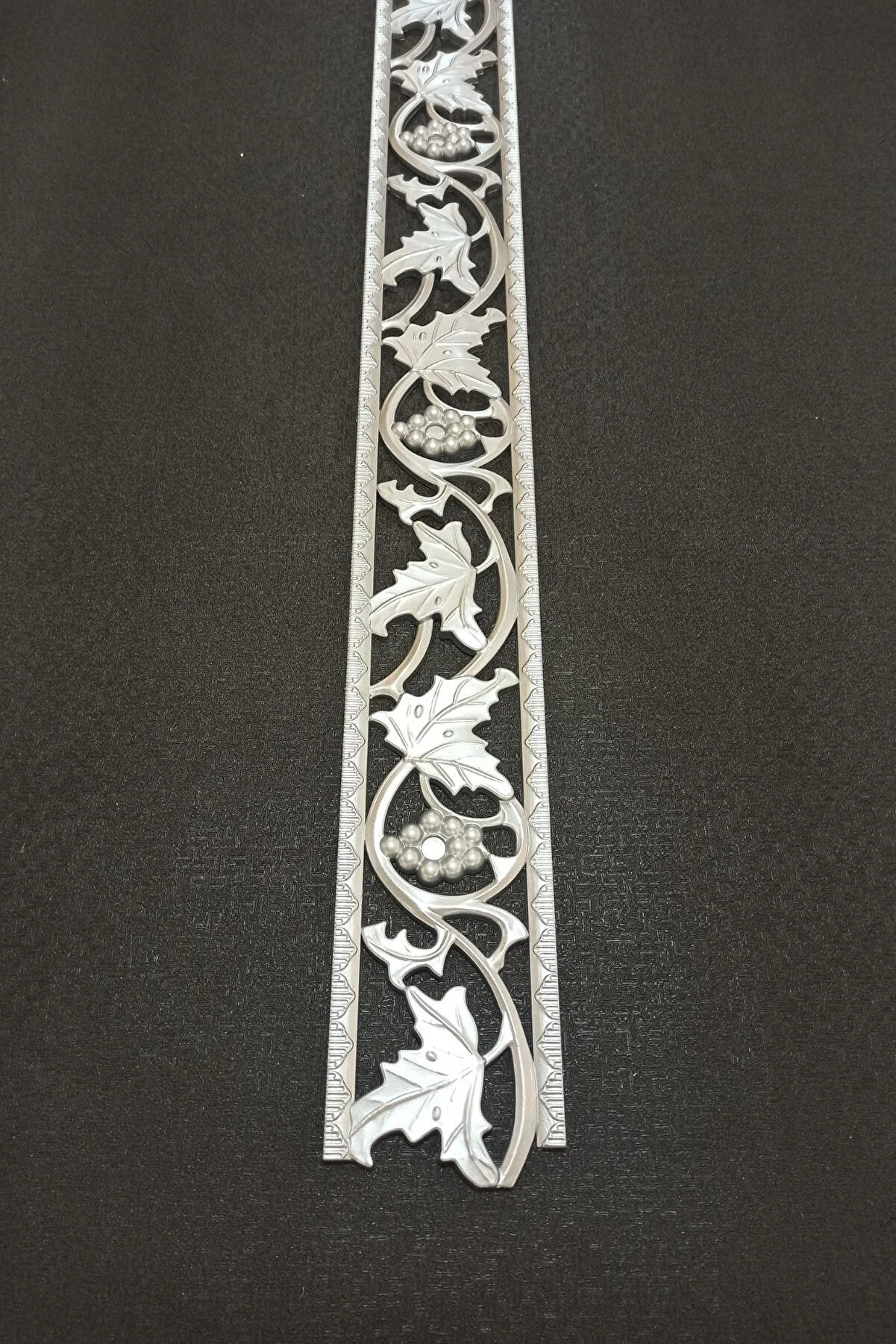 SNR  Duvar Ve Tavan Bordürü 10 Cm Eninde 100cm Uzunluğunda Dgk-14 DGK-14