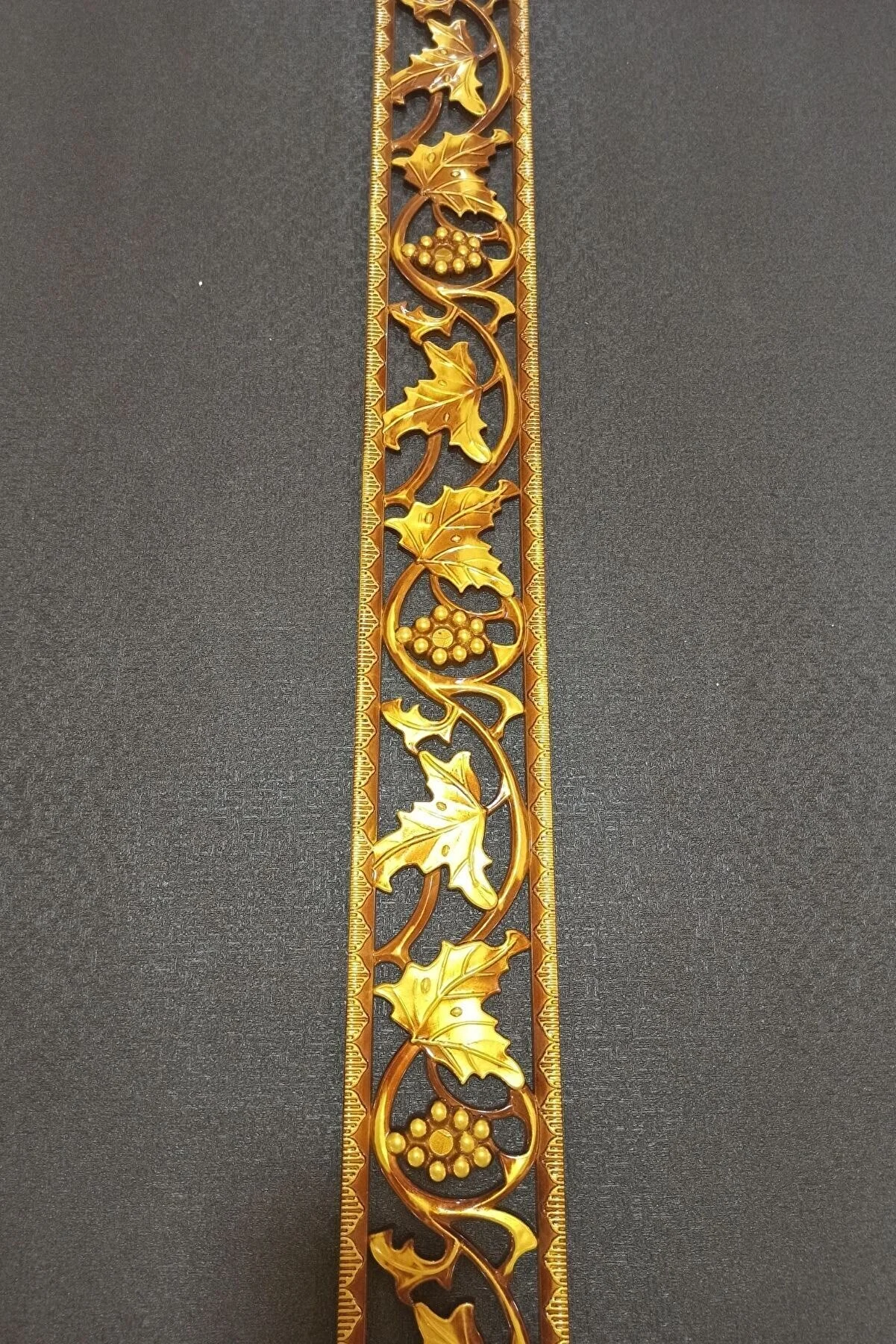 SNR Duvar Ve Tavan Bordürü 10 Cm Eninde 100cm Uzunluğunda Dgk-14 DGK-14
